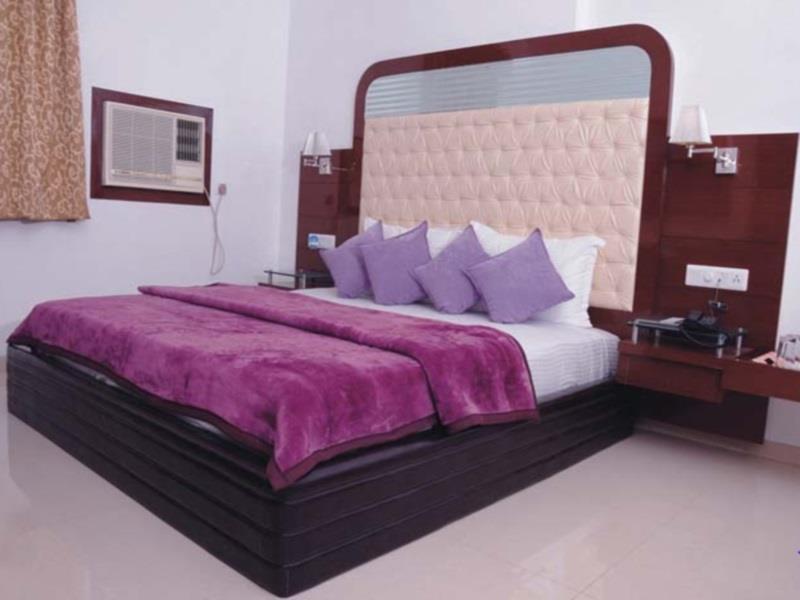 Hotel Sun Plaza Ankleshwar Extérieur photo