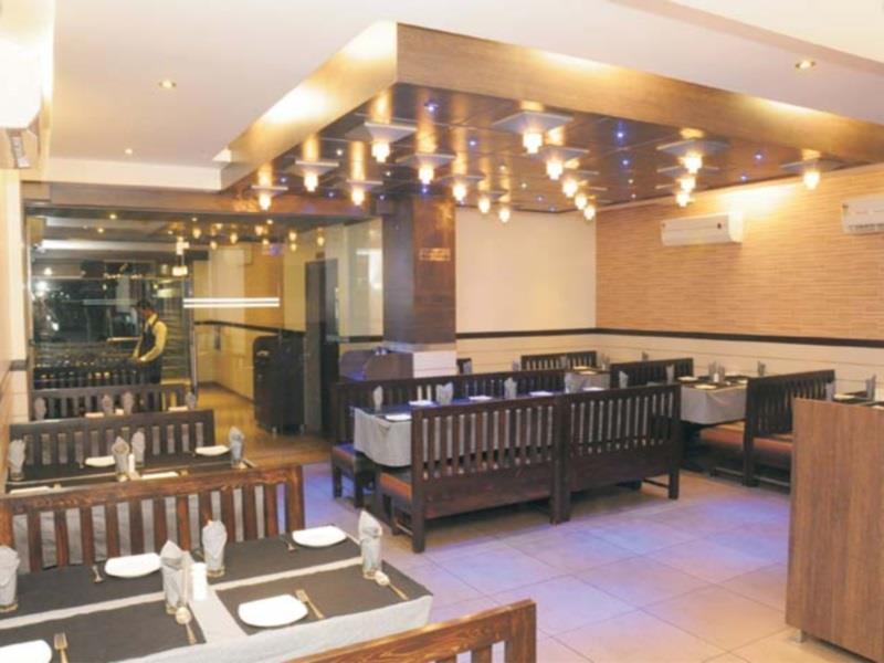Hotel Sun Plaza Ankleshwar Extérieur photo